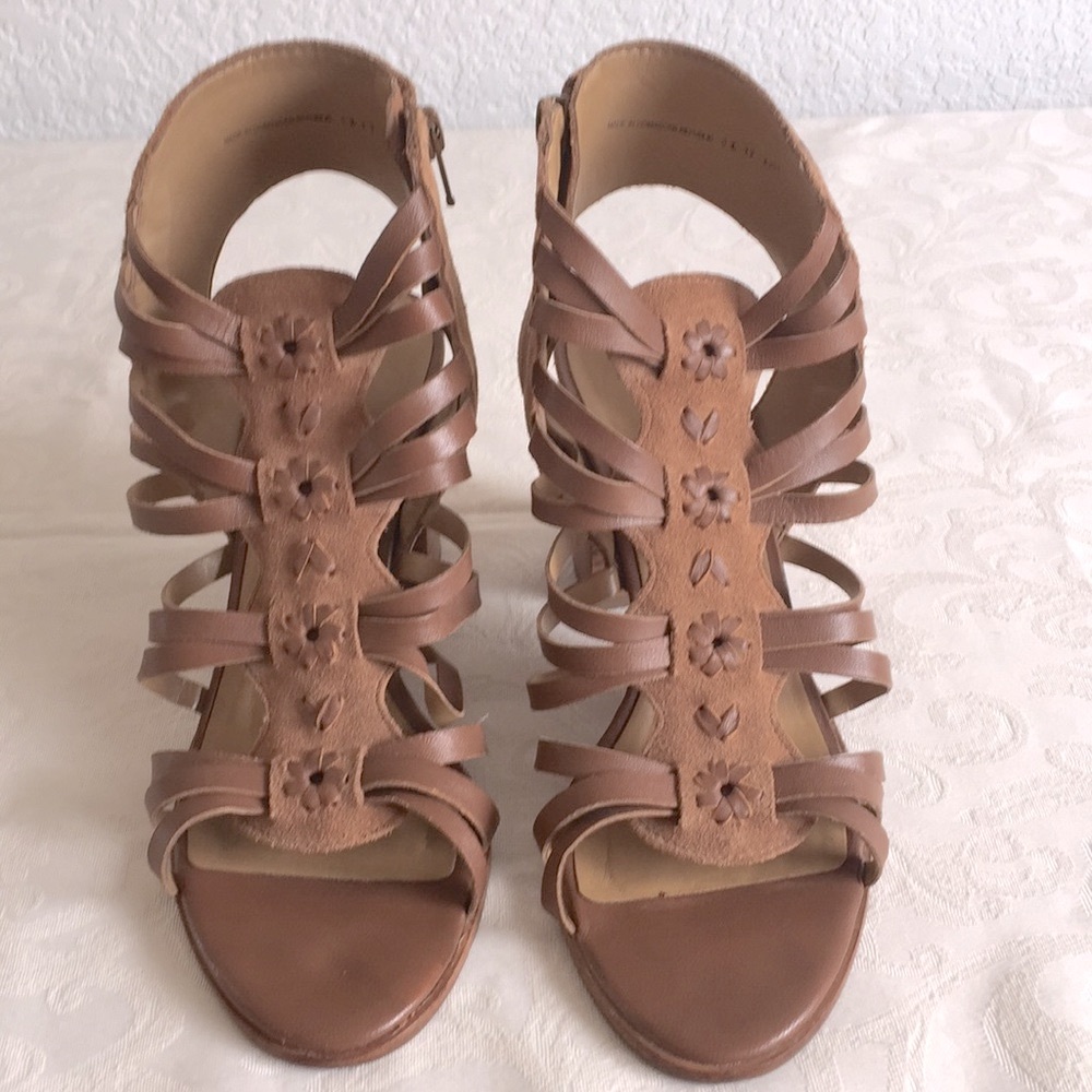 Jack Rogers brown sandals